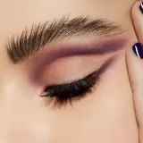 MAC Cosmetics Powder Kiss Soft Matte Eye Shadow - Тени для век оттенок P for Potent, 1 g — фото 4