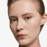 Inglot Skin Focused Care Face Foundation SPF 50 - Тональная основа с защитой SPF 50 оттенок 304 Classic Beige, 30 ml — фото 4