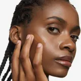 Inglot Skin Focused Care Face Foundation SPF 50 - Тональная основа с защитой SPF 50 оттенок Deep Amber, 30 ml — фото 3