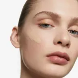 Inglot Skin Focused Care Face Foundation SPF 50 - Тональная основа с защитой SPF 50, 30 мл, оттенок 302 Ivory Beige — фото 3