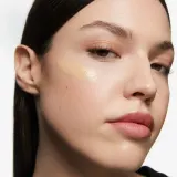 Inglot Skin Focused Care Face Foundation SPF 50 - Тональная основа с защитой SPF 50 оттенок 303 Porcelain Beige, 30 ml — фото 3