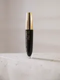 L’Oreal Paris Volume Million Lashes Balm Noir - Питательная тушь для ресниц для увеличения объема оттенок 01 Black, 8 ml — фото 3