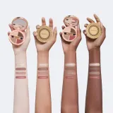 Gucci Gucci Beauty Palette de Beaute Quatuor - Палетка косметики: многофункциональный продукт для макияжа глаз, губ и лица оттенок 01 Summerina Brown, 6 g — фото 3