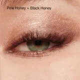 Clinique High Impact Shadow Play - Тени для век в карандаше двойной оттенок Pink + Black Honey, 1 g — фото 3