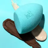 Real Techniques Sponge+ Miracle Airblend - Точечная губка для макияжа, 1 szt. — фото 2