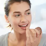 fresh Sugar Hydrating Lip Balm - Увлажняющий бальзам для губ Caramel, 6 g — фото 3