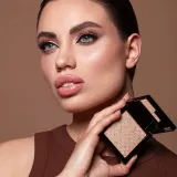 Mia Cosmetics Light Builder - Пудровый хайлайтер для лица оттенок 03 Full Frame, 9 g — фото 4