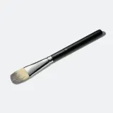MAC Cosmetics Brush 190 Synthetic Foundation Brush - Плоская кисть для макияжа, 1 szt. — фото 3