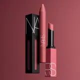 NARS POWERMATTE HIGH-INTENSITY LIP PENCIL - Трендовая контурная карандаш для губ с матовым финишем оттенок WALKYRIE, 2 g — фото 6