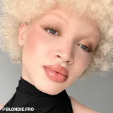 Smashbox Metallic Eyeliner - Металлический подводка для глаз оттенок Medal, 0 g — фото 6