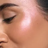 ZOEVA Velvet Love Liquid Highlighting Blush - Румяна в жидкой форме с эффектом осветления оттенок Pink Nectar, 13 ml — фото 4