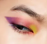 MAC Cosmetics Connect In Colour Eye Shadow Palette 12 shades - Палетка теней для век: палетка теней для век оттенок Hi-Fi Colour, 12 g — фото 5