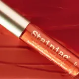 theBalm Stainiac Lip And Cheek Stain - Многофункциональный косметический продукт для макияжа губ и щек оттенок, 4 ml — фото 6