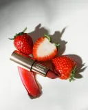 Annabelle Minerals Sheer Lipstick Refill - Увлажняющая блестящая помада для губ, 3 г, оттенок Strawberry — фото 3