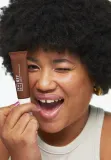 3INA The Tinted Moisturizer - Тонирующий крем с SPF 30, увлажняющий оттенок 677, 30 ml — фото 5