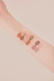 thim Artist Touch Shadow Duo - Тени для век в карандаше двойные оттенок 02 Bronze, 1 g — фото 7
