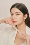 thim Skin Cover Concealer Duo - Двусторонний корректор, скрывающий и уменьшающий несовершенства, 6 г, оттенок 02 Beige — фото 6