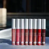 theBalm Purseworthy - Увлажняющий блеск для губ с маслом ши оттенок Clutch, 7 ml — фото 3