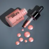 Rodial Blush Drops - Румяна в жидкой форме и блеск для губ, увлажняющий и придающий сияние оттенок Frosted Pink, 15 ml — фото 2