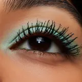 MAC Cosmetics Lash Dry Shampoo Mascara Refresher - Тушь для ресниц, придающая объем и разделяющая ресницы, 1 g — фото 5