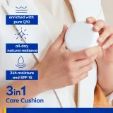 NIVEA Hyaluron Cellular Filler Cushion - Тональная основа в губке 3 в 1 оттенок 03 Dark, 15 g — фото 3