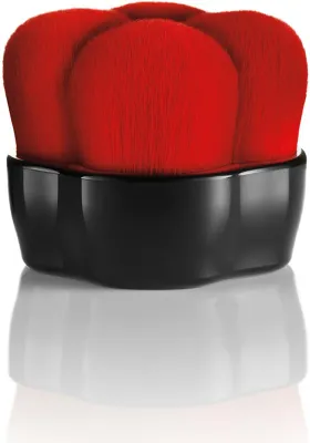 Shiseido HANATSUBAKI HAKE Polishing Face Brush - Кисть для нанесения косметики в жидкой и порошковой форме, 1 шт