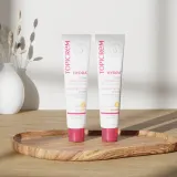 Topicrem UH FACE HYDRA+ Radiance Tinted Cream - Тонизирующий увлажняющий крем SPF 40, 40 мл, оттенок Medium — фото 6