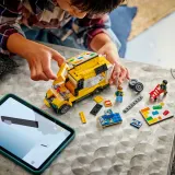 Конструктор LEGO City 60500 Фургон LEGO — фото 6