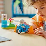 Конструктор LEGO DUPLO 10471 Синий полицейский мотоцикл арт. 10471 11 дет — фото 8