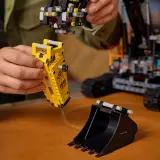 Конструктор LEGO Technic 42215 Гибридный экскаватор Volvo EC500 — фото 7