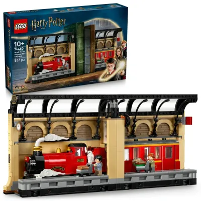 Конструктор LEGO Harry Potter Book Nook 76450 Хогвартс-экспресс