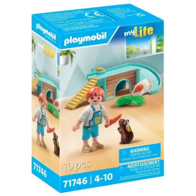 Playmobil - my Life Мальчик с морской свинкой 71746