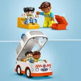 Конструктор LEGO DUPLO Town 10447 Машина скорой помощи с водителем — фото 7