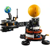 LEGO Technic - Планета Земля и Луна на орбите 42179 — фото 3