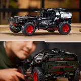 Конструктор LEGO Technic Audi RS Q 42160 e-tron — фото 8