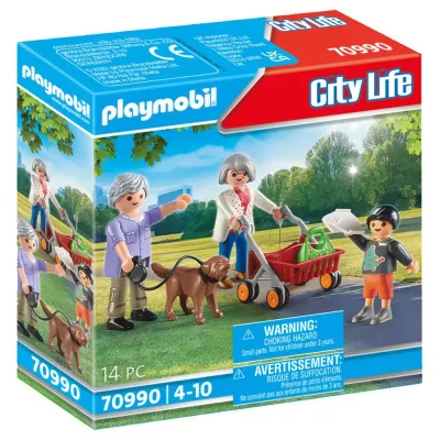 Playmobil 70990 Бабушка и дедушка с внуком 14 деталей