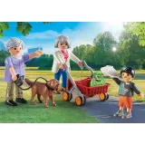 Playmobil 70990 Бабушка и дедушка с внуком 14 деталей — фото 2