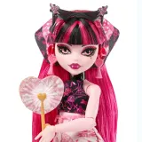 Mattel HPD57 JDR50 — Кукла Monster High Дракулаура Страшные секреты Жуткие каникулы с аксессуарами JDR50 — фото 5