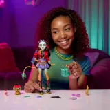 Monster High - Основная кукла Jinafire Long + животное HYV58 — фото 6