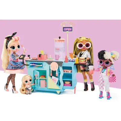 MGA Entertainment 119449 — Игровой набор L.O.L. Surprise Бистро To-Go Diner с куклой Miss Sundae и 45 аксессуарами 119449