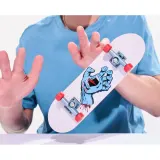 Spin Master 13907 20149302 — Tech Deck MAXI Handboard Santa Cruz — коллекционная мини-доска для рук 20149302 — фото 8