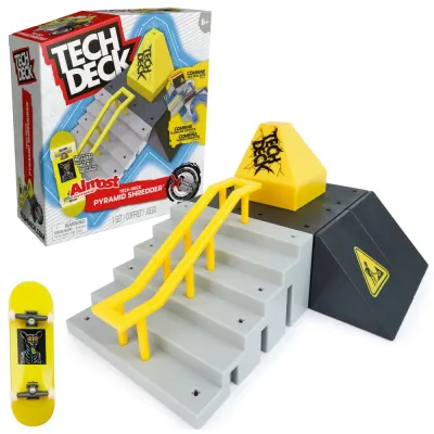 Spin Master 13896 20141008 — Tech Deck X-Connect «Pyramid Shredder» — стартовый набор рампы с фингербордом Almost 20141008