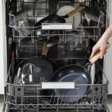 GreenPan Сковорода Eco Smartshape 20см светлое дерево CC006445-001 — фото 3