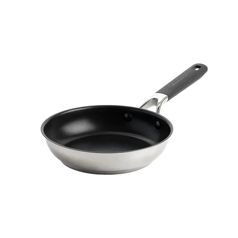 KitchenAid Классическая керамическая сковорода диаметром 20 см. CC005700-001