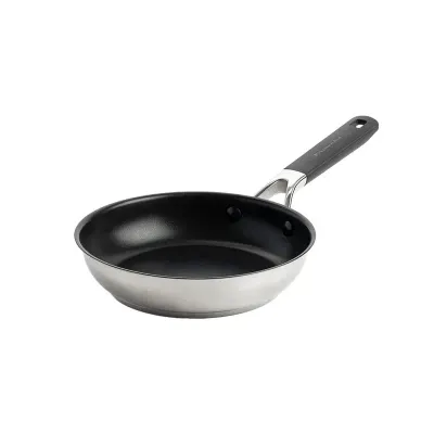 KitchenAid Классическая керамическая сковорода диаметром 20 см. CC005700-001