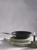 Le Creuset Сковорода PRO 30см с антипригарным покрытием, алюминий 51112300010002 — фото 2