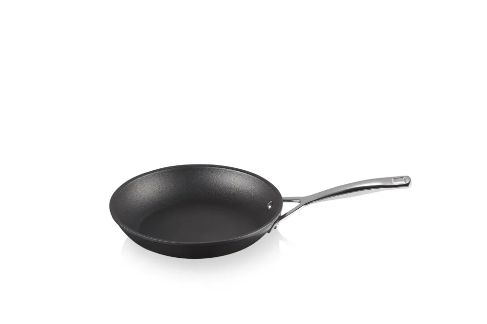 Le Creuset Сковорода PRO с антипригарным покрытием, алюминий, 22 см 51112220010002