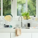 Brabantia Складная сушилка для посуды 37х33см светло-серая 139383 — фото 3