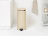 Brabantia Контейнер для мусора NewIcon, 30 л, мягкий бежевый 149962 — фото 4