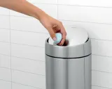 Brabantia Контейнер для мусора Slide Bin 5л, матовая сталь 477546 — фото 7